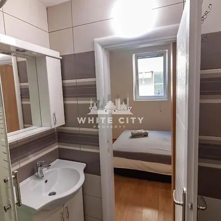 Townhouse - Apartments Белград Экстерьер фото