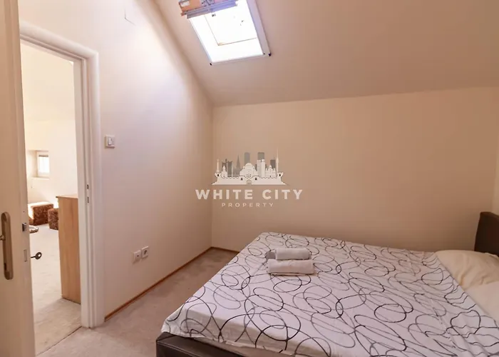 Townhouse - Apartments