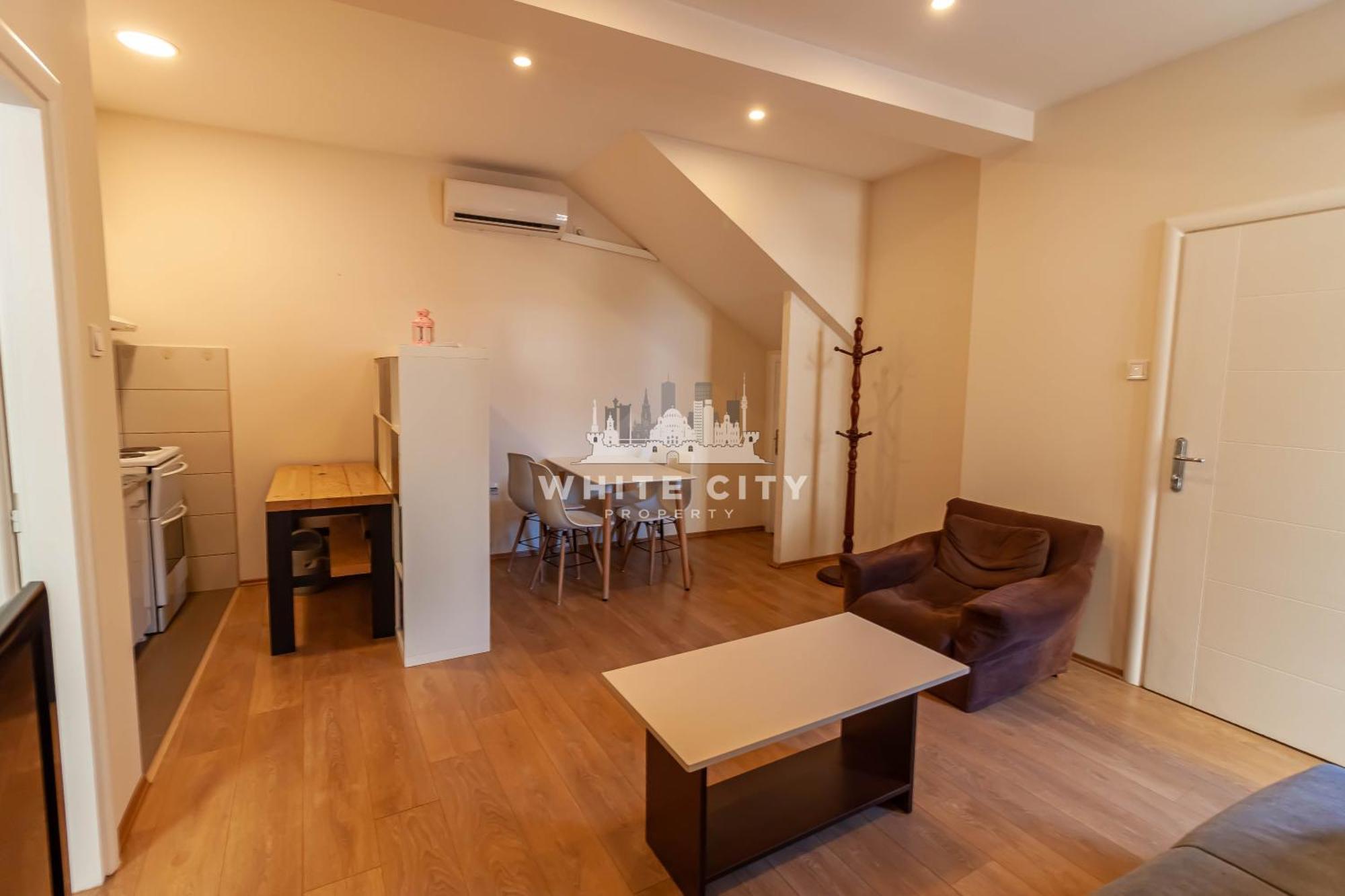Townhouse - Белград